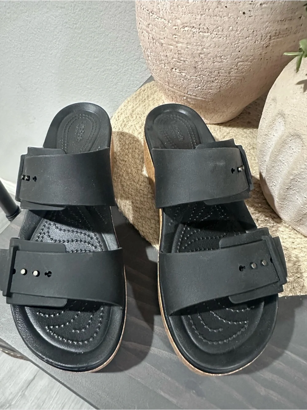 CROCS stylish platform